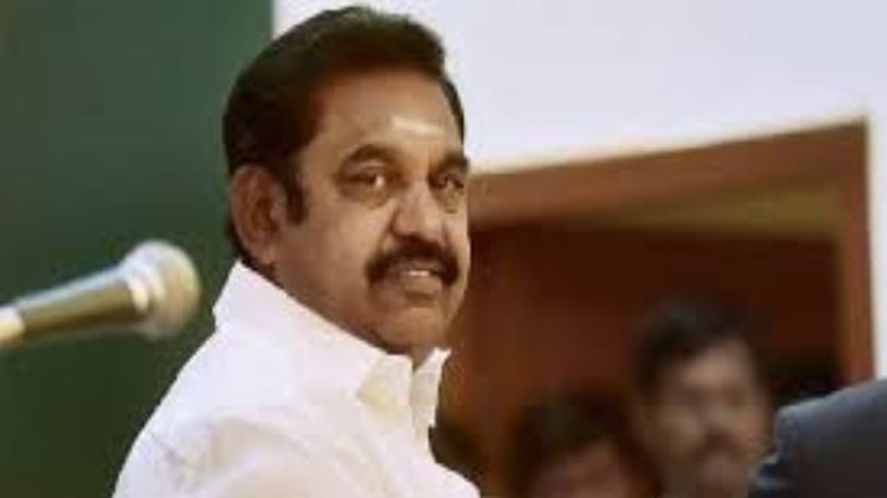 உத்தரபிரதேசத்தைவிடவா இங்கு சட்டம் ஒழுங்கு கெட்டுப் போச்சு… பாஜகவுக்கு முதன் முறையாக பதிலடி கொடுத்த எடப்பாடி ! உத்தரபிரதேசத்தைவிடவா இங்கு சட்டம் ஒழுங்கு கெட்டுப் போச்சு… பாஜகவுக்கு முதன் முறையாக பதிலடி கொடுத்த எடப்பாடி !