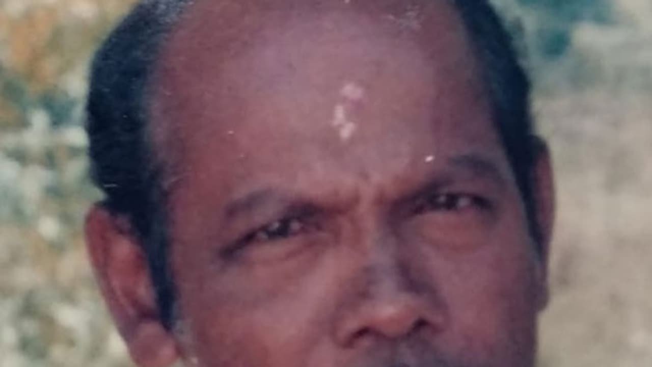 ഗൃഹനാഥന് മരിച്ചത് ഭക്ഷ്യവിഷബാധമൂലമെന്ന് സംശയം; മൃതദേഹം പോസ്റ്റുമോര്ട്ടം ചെയ്തു ഗൃഹനാഥന് മരിച്ചത് ഭക്ഷ്യവിഷബാധമൂലമെന്ന് സംശയം; മൃതദേഹം പോസ്റ്റുമോര്ട്ടം ചെയ്തു