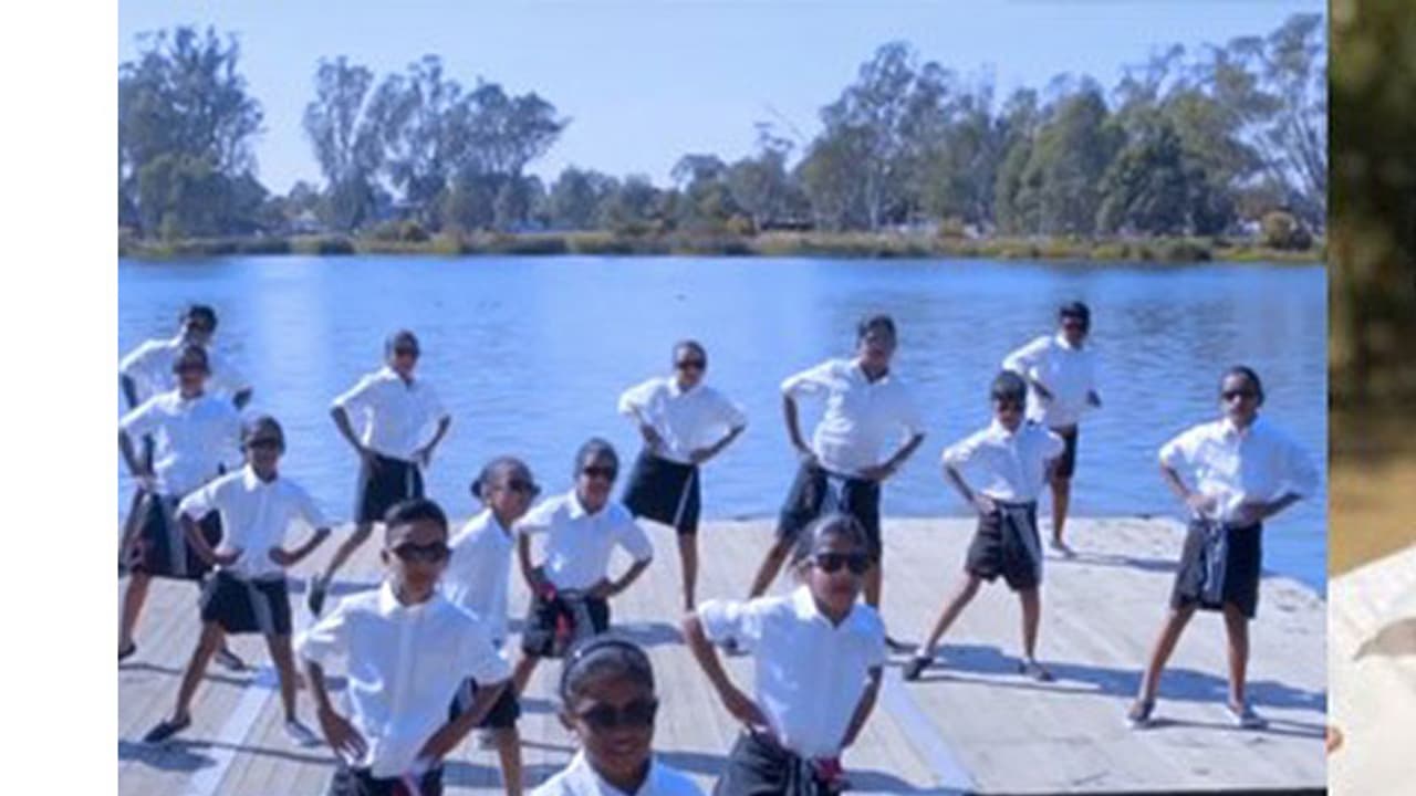 ലാലേട്ടനെ കാത്ത് ഓസ്ട്രേലിയ വീഡിയോ ലാലേട്ടനെ കാത്ത് ഓസ്ട്രേലിയ വീഡിയോ