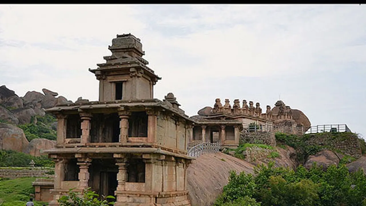 Chitradurga's Shivalingas becomes target for treasure hunters Chitradurga's Shivalingas becomes target for treasure hunters