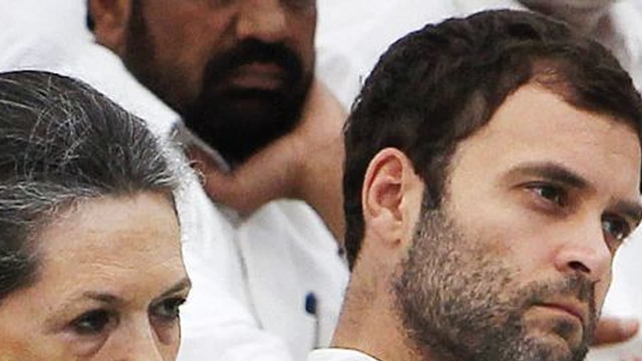 ರಾಜ್ಯದಲ್ಲಿ ಅಧಿಕಾರಕ್ಕೇರಲು ‘ಕೈ’ ಮಾಸ್ಟರ್ ಪ್ಲಾನ್: 39 ಹಾಲಿ ಶಾಸಕರಿಗೆ ಶಾಕಿಂಗ್ ನ್ಯೂಸ್