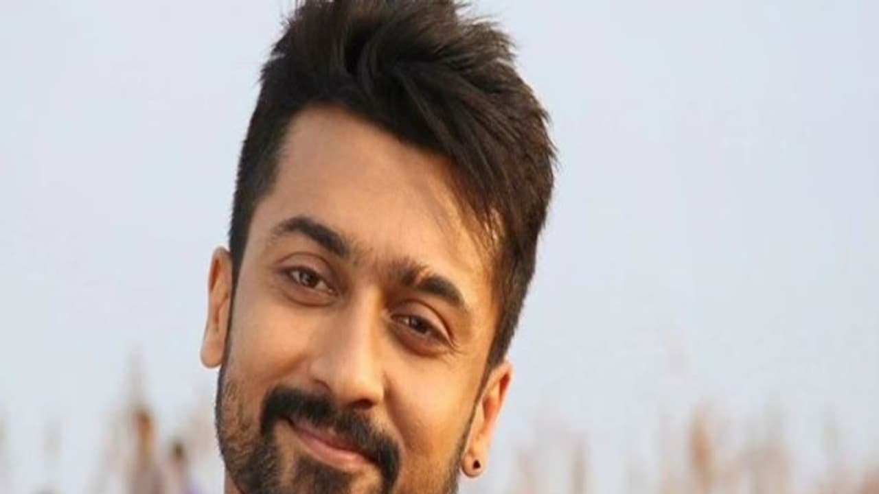 சூர்யா 36.....வெளியானது ஃபஸ்ட் லுக் போஸ்டர்....ஜி.கே என்றால் என்ன தெரியுமா? சூர்யா 36.....வெளியானது ஃபஸ்ட் லுக் போஸ்டர்....ஜி.கே என்றால் என்ன தெரியுமா?