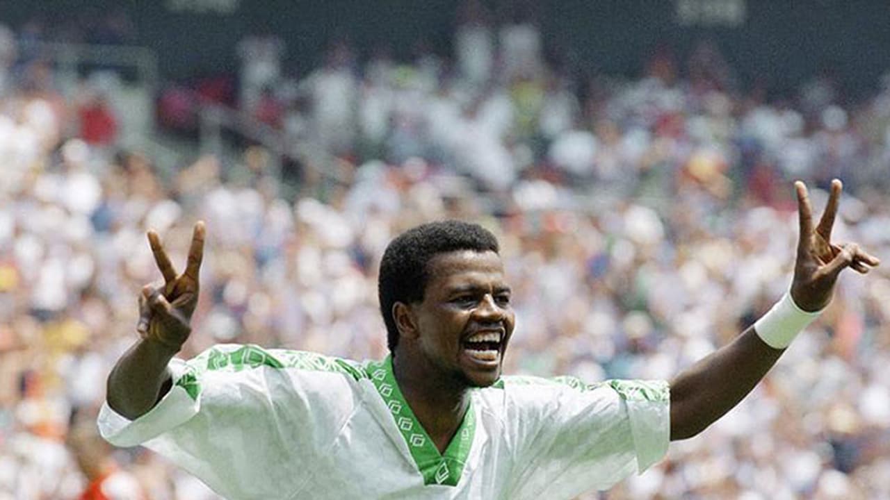 ലോകം കൈയടിച്ച ഗോളുകള് സയ്യിദ് അൽ ഒവൈറാന് ലോകം കൈയടിച്ച ഗോളുകള് സയ്യിദ് അൽ ഒവൈറാന്