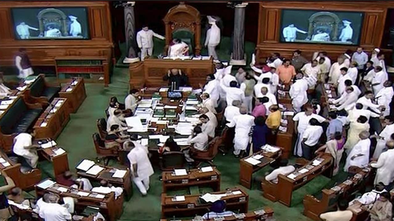 ಮೇಕೆದಾಟು ಯೋಜನೆಗೆ ಕ್ಯಾತೆ ತೆಗೆದ 26 ಸಂಸದರು ಸಸ್ಪೆಂಡ್