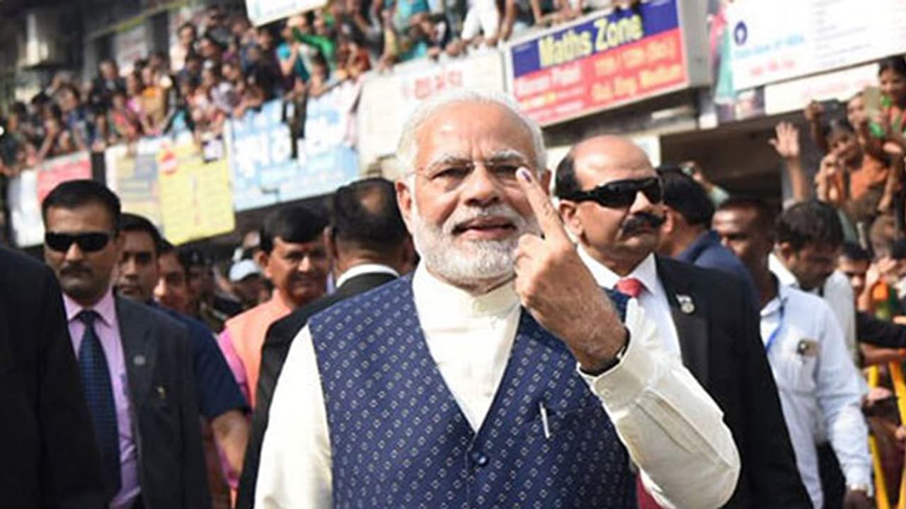 గుజరాత్ బిజెపిలో ఒక లగడపాటి... గుజరాత్ బిజెపిలో ఒక లగడపాటి...