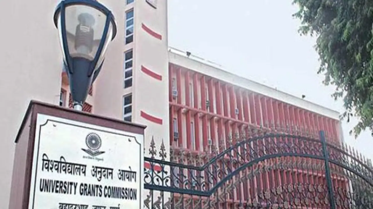 जानिए क्यों दलित और ओबीसी संगठन कर रहे थे 13 प्वाइंट रोस्टर का विरोध, जिसे मोदी सरकार ने अध्यादेश लाकर किया रद्द