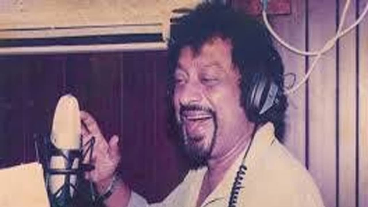 பிரபல பாப் பாடகரும் நடிகருமான சிலோன் மனோகர் மறைவு பிரபல பாப் பாடகரும் நடிகருமான சிலோன் மனோகர் மறைவு