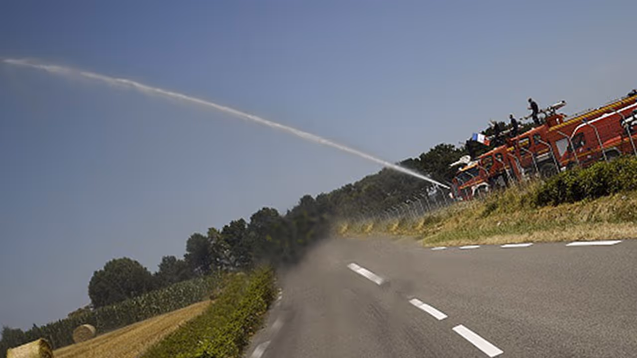 Fire trucks to water wilting crops in Andhra Pradesh Fire trucks to water wilting crops in Andhra Pradesh