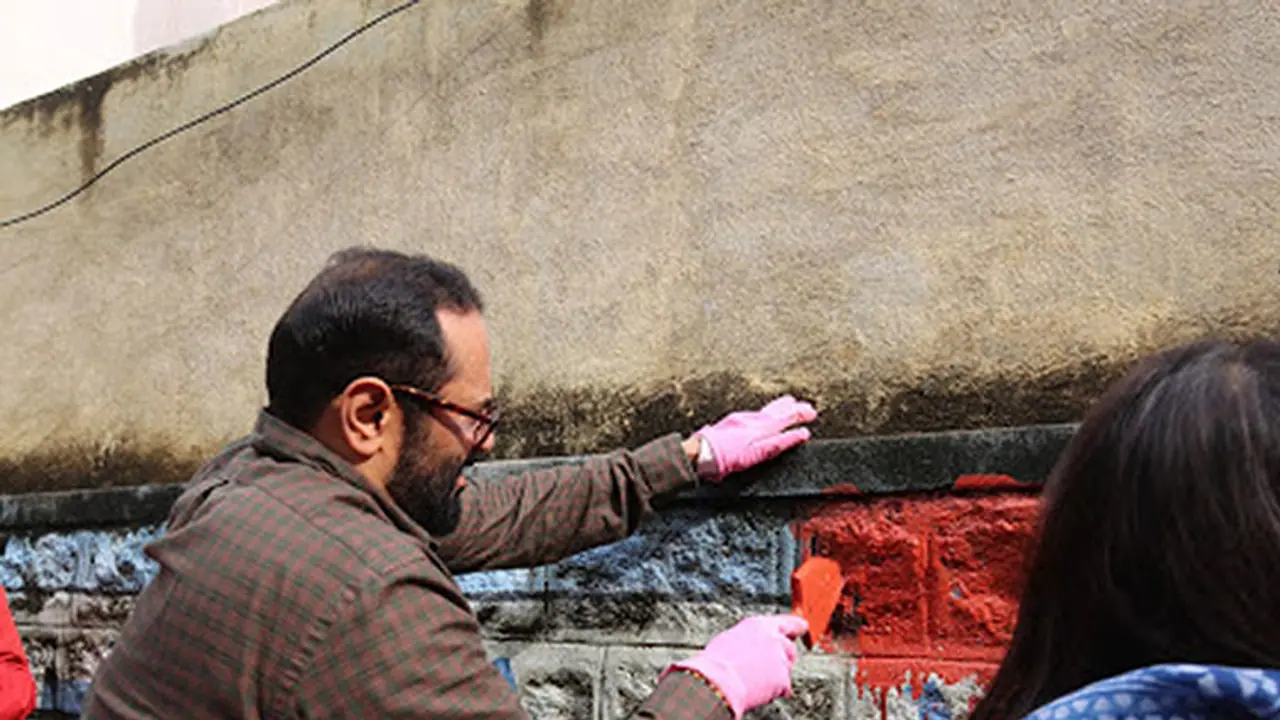 MP Rajeev Chandrasekhar flags off 'Swachha Bengaluru' to bring city's lost beauty back MP Rajeev Chandrasekhar flags off 'Swachha Bengaluru' to bring city's lost beauty back