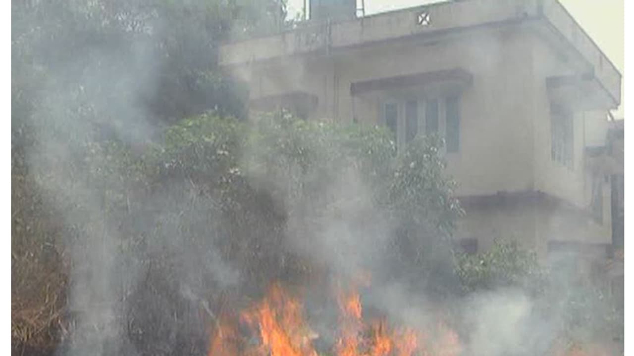 ಜನ ಸುರಕ್ಷಾ ಯಾತ್ರೆಯಲ್ಲಿ ಅಗ್ನಿ ಆಕಸ್ಮಿಕ ಜನ ಸುರಕ್ಷಾ ಯಾತ್ರೆಯಲ್ಲಿ ಅಗ್ನಿ ಆಕಸ್ಮಿಕ