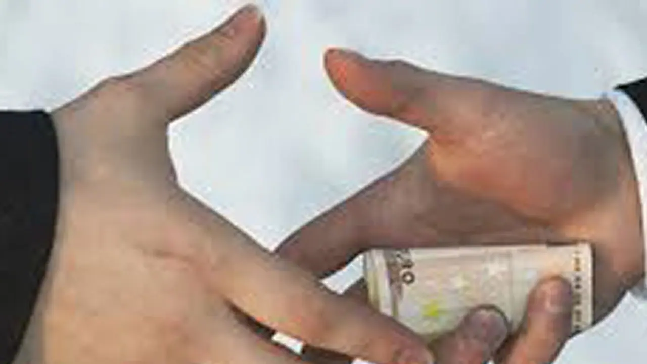 ಲಂಚದ ವಿರುದ್ಧ ಸಮರ : ಮೈಸೂರಿನಲ್ಲಿ ಅ.10 ರಿಂದ ಎಸಿಬಿಯಿಂದ ದೂರು ಸ್ವೀಕಾರ ಲಂಚದ ವಿರುದ್ಧ ಸಮರ : ಮೈಸೂರಿನಲ್ಲಿ ಅ.10 ರಿಂದ ಎಸಿಬಿಯಿಂದ ದೂರು ಸ್ವೀಕಾರ