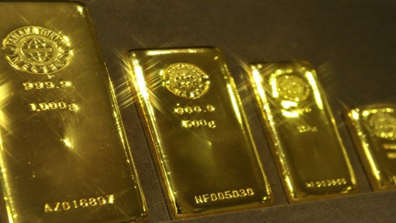 ಚಿನ್ನ ಕೊಳ್ಳೋರಿಗೆ ಭರ್ಜರಿ ಗುಡ್ ನ್ಯೂಸ್ : ಇಳಿದ ಬೆಲೆ ಚಿನ್ನ ಕೊಳ್ಳೋರಿಗೆ ಭರ್ಜರಿ ಗುಡ್ ನ್ಯೂಸ್ : ಇಳಿದ ಬೆಲೆ