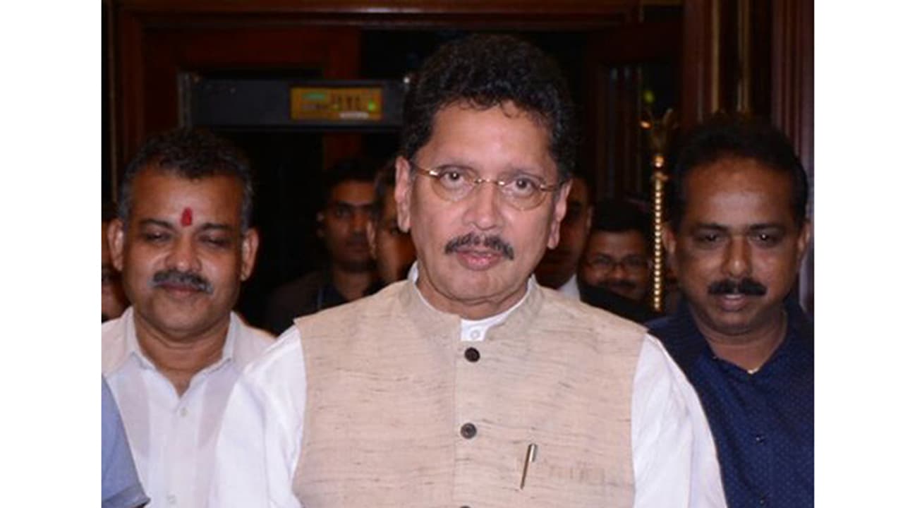 Maharashtra: ఉద్ధ‌వ్ థాక్రేకు వ్య‌తిరేకం కాదు.. ఎవ‌రికీ వెన్నుపోటు పొడ‌వ‌లేదు: రెబల్ ఎమ్మెల్యే