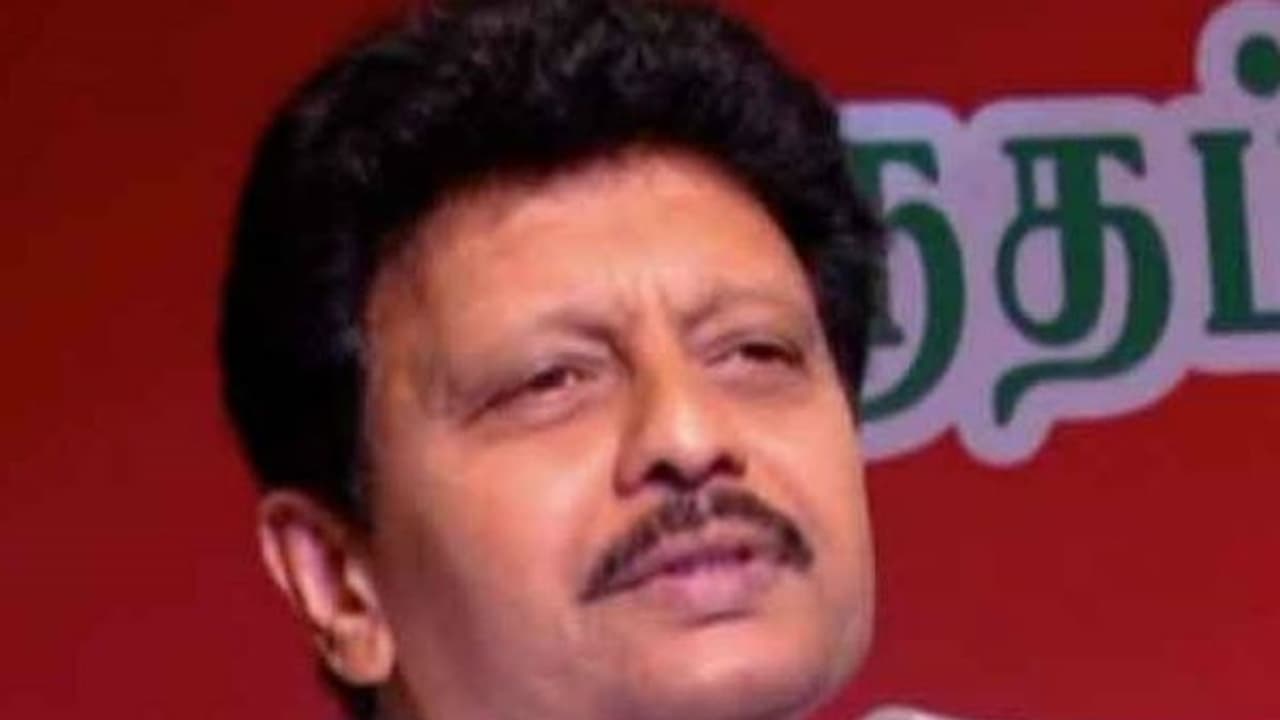 ஜனாதிபதியை டிடிவி அணியினர் சந்திப்பார்கள்; சொல்கிறார் திவாகரன்! ஜனாதிபதியை டிடிவி அணியினர் சந்திப்பார்கள்; சொல்கிறார் திவாகரன்!