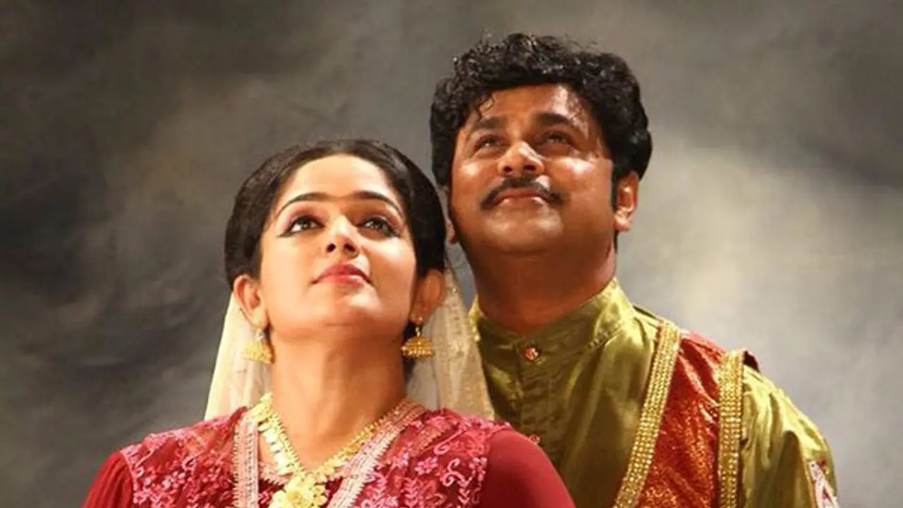 Dileep, Kavya's first dance performance post marriage [Photos, Video]