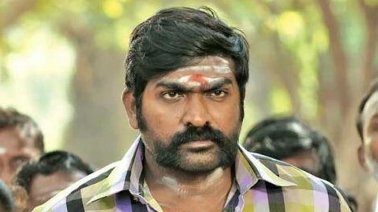 நம் குழந்தைகள் சினிமாவை பற்றி தெரிந்து கொள்வதைவிட அரசியலை தெரிந்து கொள்வதே முக்கியம் – விஜய் சேதுபதி உருக்கம்… நம் குழந்தைகள் சினிமாவை பற்றி தெரிந்து கொள்வதைவிட அரசியலை தெரிந்து கொள்வதே முக்கியம் – விஜய் சேதுபதி உருக்கம்…