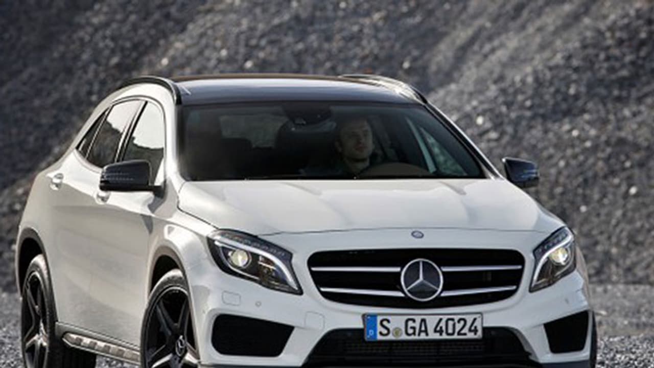 പുത്തന്‍ ജിഎൽഎയുടെ വില കൂട്ടി ബെൻസ്