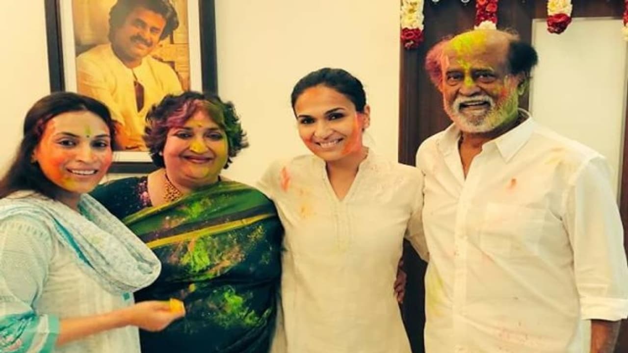 ரஜினி ஹோலி கொண்டாடியதற்கு இதுதான் காரணமாம்...! ரசிகர்கள் மகிழ்ச்சி...! ரஜினி ஹோலி கொண்டாடியதற்கு இதுதான் காரணமாம்...! ரசிகர்கள் மகிழ்ச்சி...!