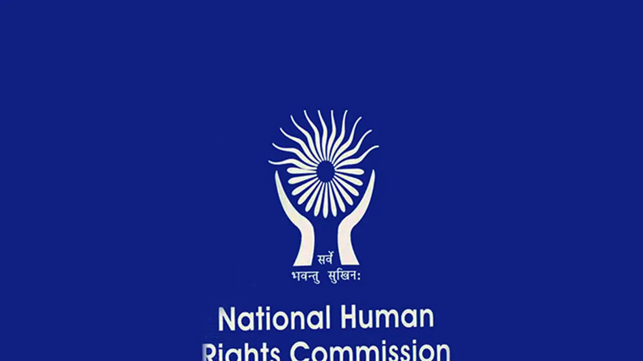 மணிப்பூர் சம்பவத்துக்கு மாநில அரசுதான் பதில் சொல்லணும்! மனித உரிமைகள் ஆணையம் நோட்டீஸ் மணிப்பூர் சம்பவத்துக்கு மாநில அரசுதான் பதில் சொல்லணும்! மனித உரிமைகள் ஆணையம் நோட்டீஸ்