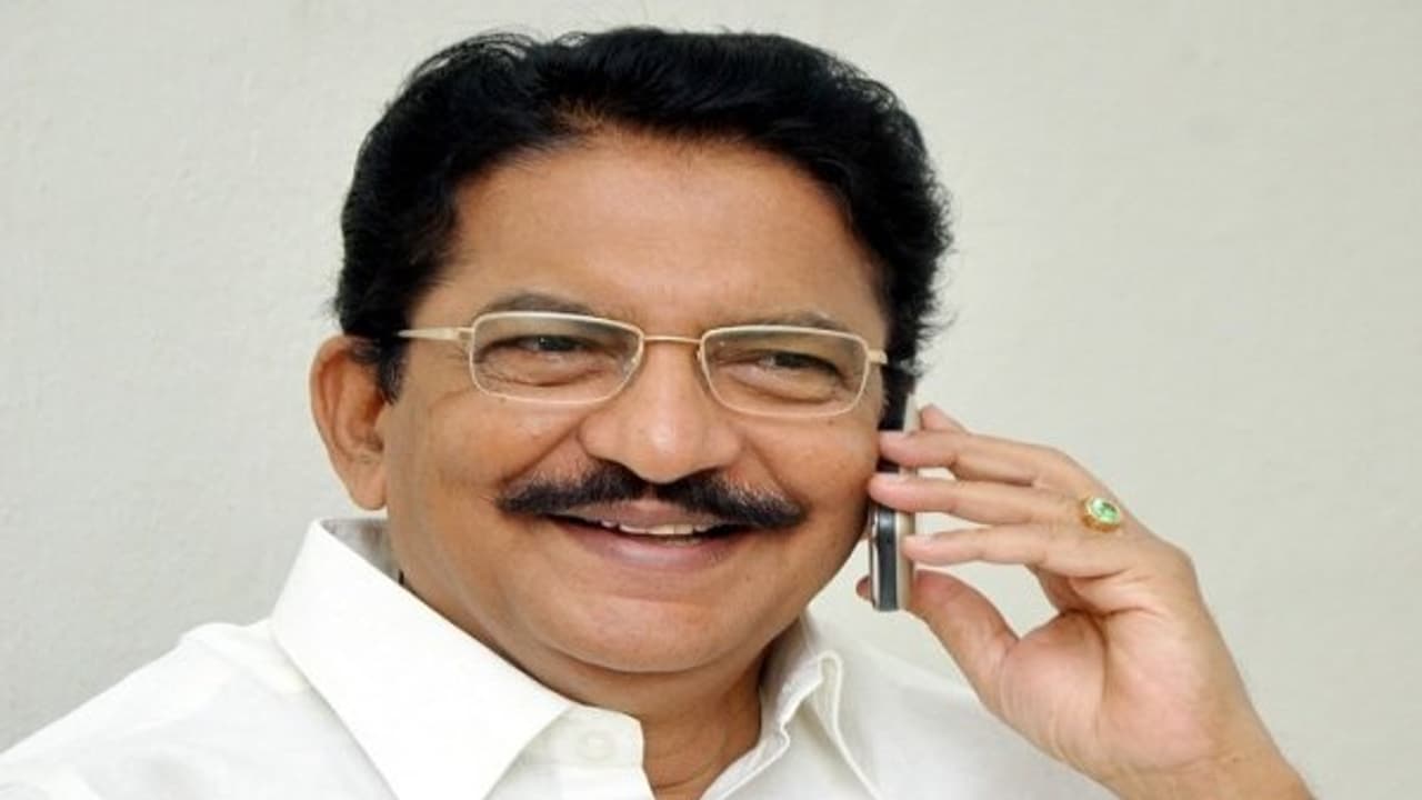 தமிழகமே களேபரமா கிடக்கு… இவர ஆள காணுமே..! இன்னைக்காவது வருவாரா? ஆளுநரை எதிர்நோக்கும் தமிழகம்..! தமிழகமே களேபரமா கிடக்கு… இவர ஆள காணுமே..! இன்னைக்காவது வருவாரா? ஆளுநரை எதிர்நோக்கும் தமிழகம்..!