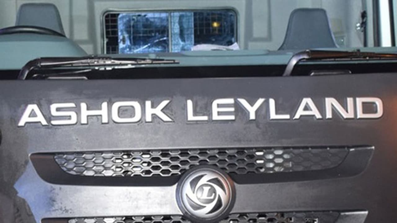 Ashok Leyland announces non working days; shares drop