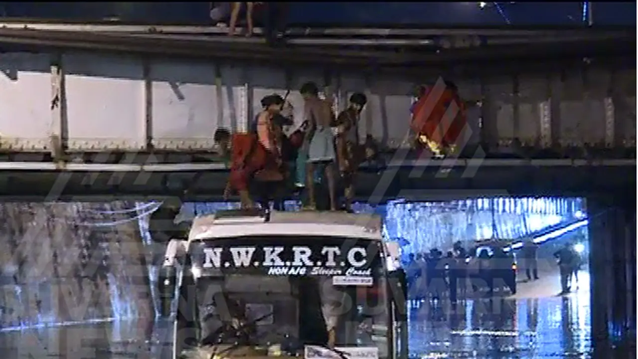 Nandagokula Extension turns an island, notice issued to encroachers of Raja Kaluve Nandagokula Extension turns an island, notice issued to encroachers of Raja Kaluve