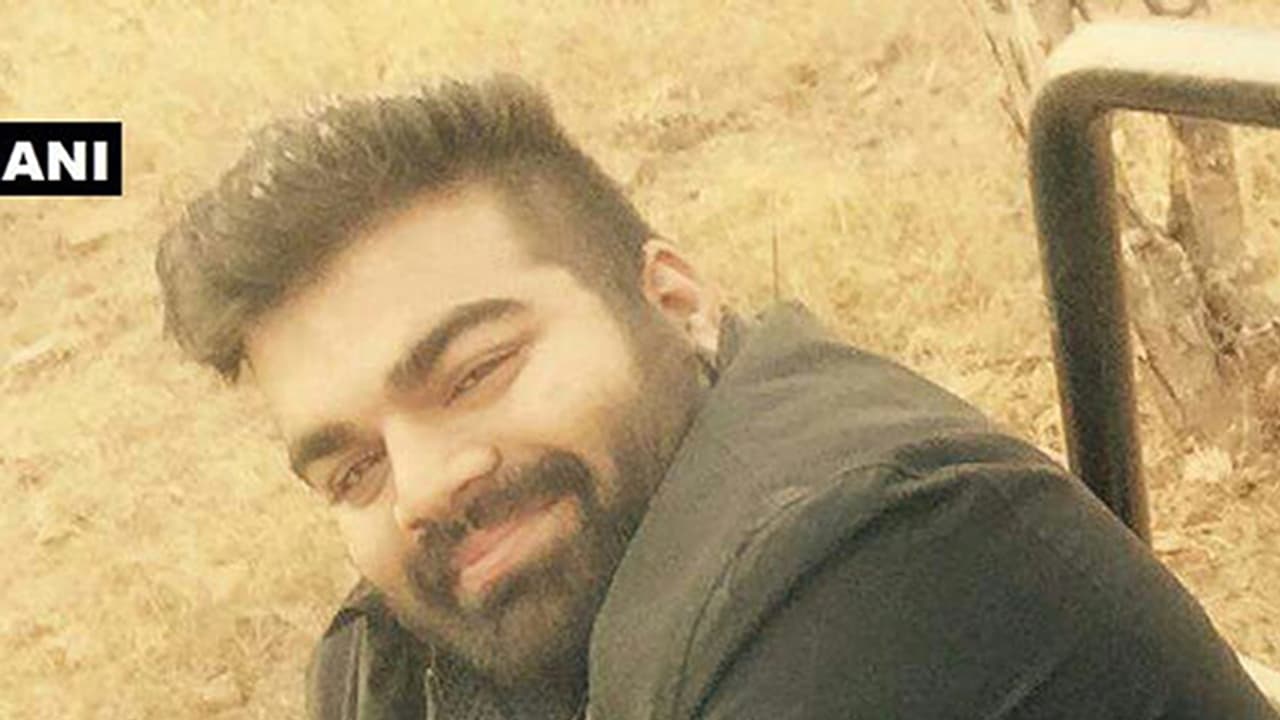 ಸರ್ಕಾರಿ ಅಧಿಕಾರಿಗಳಿಗೆ ಬೆದರಿಸಿ ಹಣ ಸುಲಿಯುತ್ತಿದ್ದ ಬಿಜೆಪಿ ನಾಯಕನ ಮೊಮ್ಮಗ ಸೆರೆ