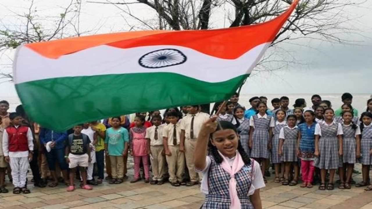 Karnataka's former Lokayukta leads campaign to prevent incorrect singing of Jana Gana Mana