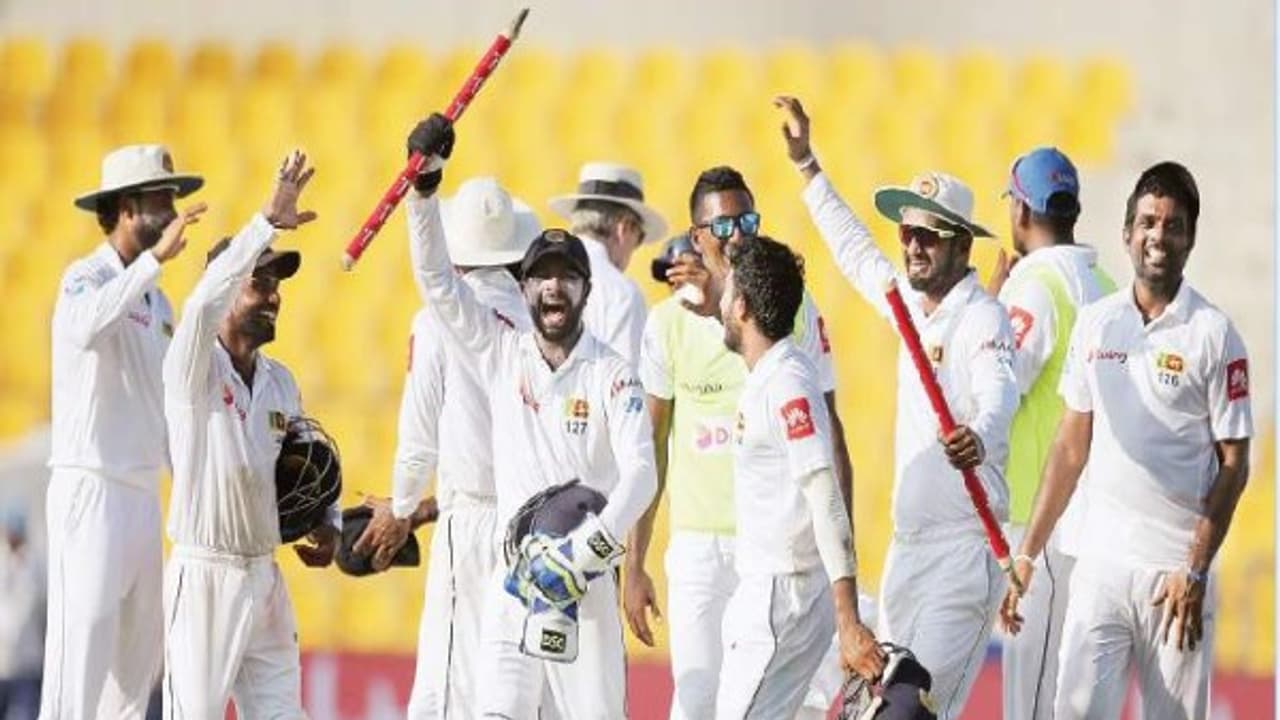 அபுதாபியில் முதல்முறையாக பாகிஸ்தான் தோல்வி; 21 ஓட்டங்கள் வித்தியாசத்தில் இலங்கை வென்றது… அபுதாபியில் முதல்முறையாக பாகிஸ்தான் தோல்வி; 21 ஓட்டங்கள் வித்தியாசத்தில் இலங்கை வென்றது…