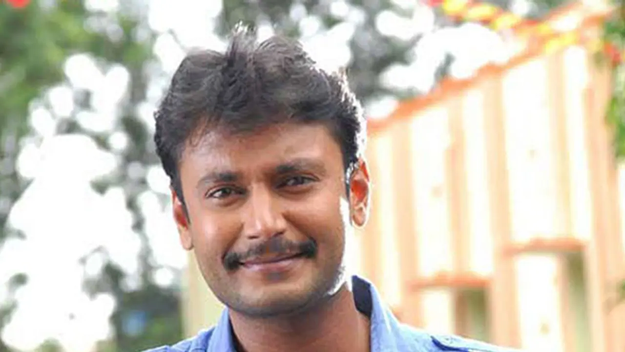 ಬಾರಯ್ಯ ಅಂದ್ರೆ ಬರಬೇಕು ಅಂತ ದರ್ಶನ್’ಗೆ ಗದರಿದ್ದು ಯಾರು ಗೊತ್ತಾ? ಬಾರಯ್ಯ ಅಂದ್ರೆ ಬರಬೇಕು ಅಂತ ದರ್ಶನ್’ಗೆ ಗದರಿದ್ದು ಯಾರು ಗೊತ್ತಾ?