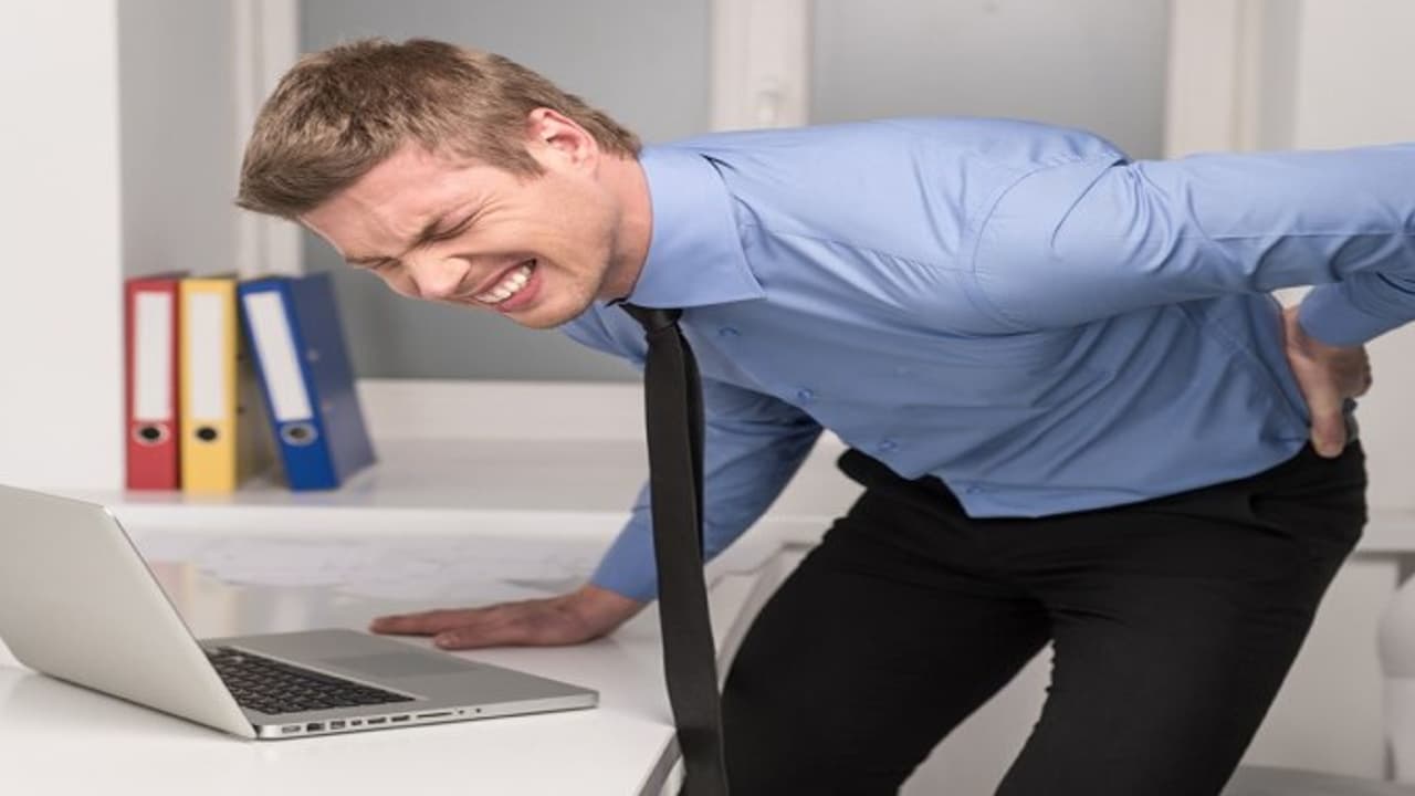 அறுவை சிகிச்சை இல்லாமல் முதுகுவலி குணமாக வேண்டுமா? அப்போ இதை பின்பற்றுங்கள்… அறுவை சிகிச்சை இல்லாமல் முதுகுவலி குணமாக வேண்டுமா? அப்போ இதை பின்பற்றுங்கள்…