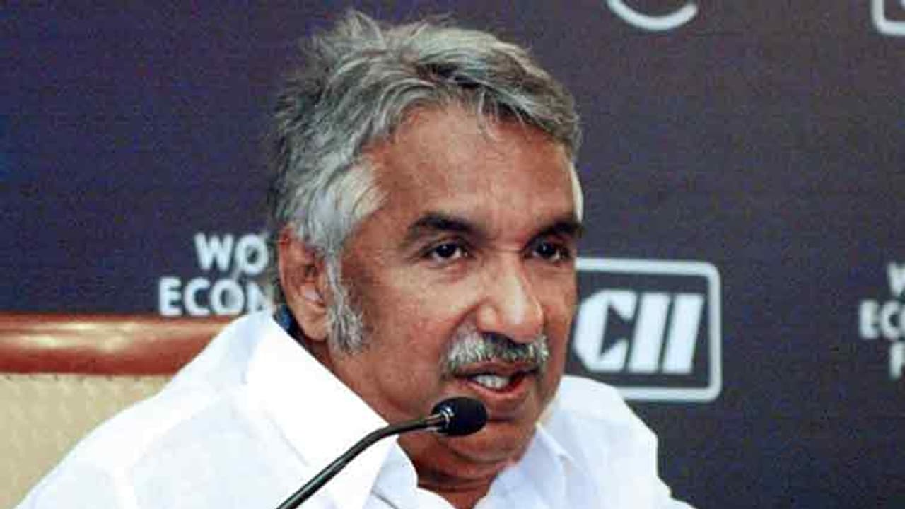 കരുണാകരനോട് കലഹിച്ചു, ആന്റണിയുടെ വിശ്വസ്തൻ; രാഷ്ട്രീയ തന്ത്രങ്ങളുടെ ആചാര്യനായ ഉമ്മൻ ചാണ്ടി കരുണാകരനോട് കലഹിച്ചു, ആന്റണിയുടെ വിശ്വസ്തൻ; രാഷ്ട്രീയ തന്ത്രങ്ങളുടെ ആചാര്യനായ ഉമ്മൻ ചാണ്ടി