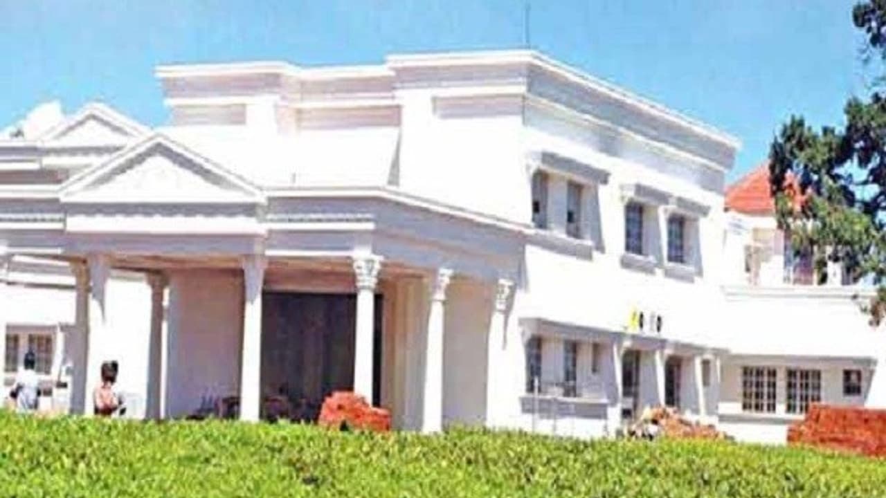 കോടനാട് എസ്റ്റേറ്റ് കൊലപാതക കേസ്; പുനരന്വേഷണത്തിന് സ്റ്റേ ഇല്ല, എഐഎഡിഎംകെയുടെ ഹര്ജി തള്ളി കോടനാട് എസ്റ്റേറ്റ് കൊലപാതക കേസ്; പുനരന്വേഷണത്തിന് സ്റ്റേ ഇല്ല, എഐഎഡിഎംകെയുടെ ഹര്ജി തള്ളി