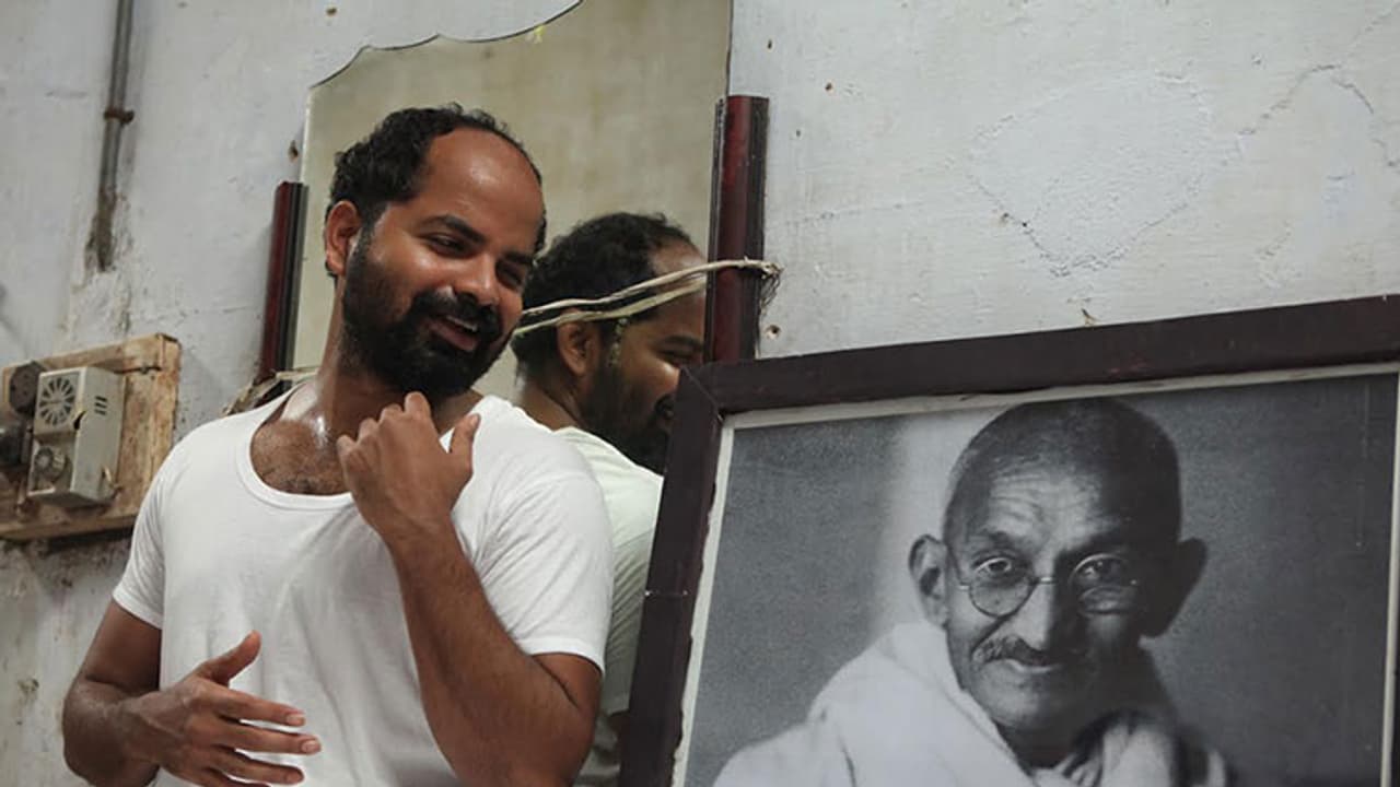 ഗോഡ്സെ തീയേറ്ററുകളിലേക്ക് ഗോഡ്സെ തീയേറ്ററുകളിലേക്ക്