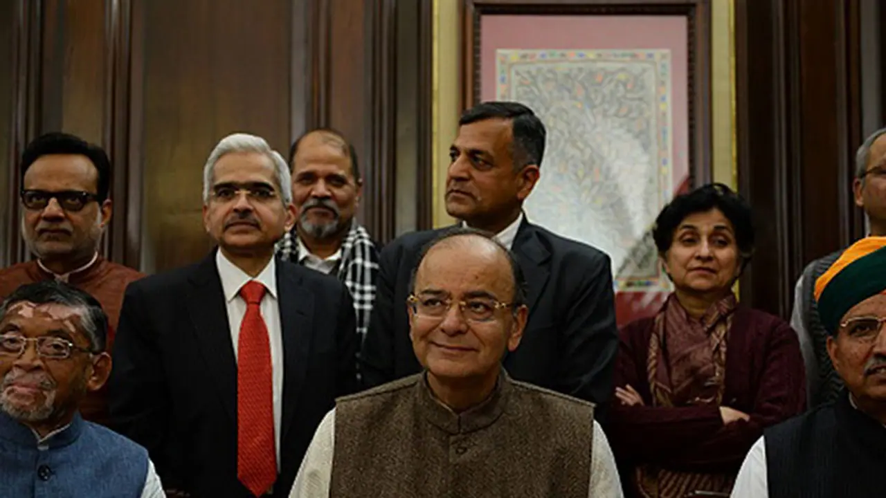 ಬಜೆಟ್ 2018: ಯಾವುದು ದುಬಾರಿ? ಯಾವುದು ಅಗ್ಗ? ಬಜೆಟ್ 2018: ಯಾವುದು ದುಬಾರಿ? ಯಾವುದು ಅಗ್ಗ?