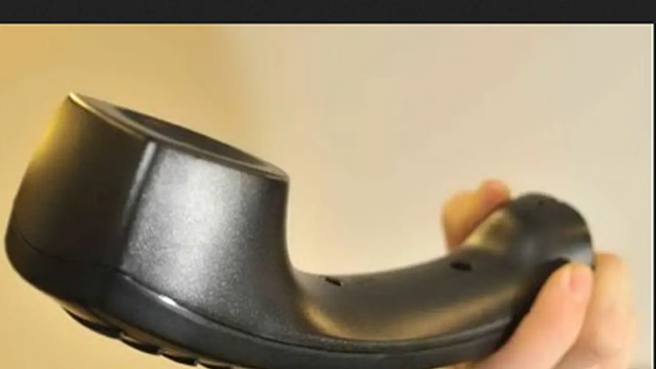 'ಹಿಸುಕಿ ಪೊದೆಗೆ ಎಸೀತೀವಿ': CAA ಪರ ಧ್ವನಿ ಎತ್ತಿದ ಮುಸ್ಲಿಂ ಮಖಂಡನಿಗೆ ಕೊಲ್ಲಿ ರಾಷ್ಟ್ರದಿಂದ ಕೊಲೆ ಬೆದರಿಕೆ 'ಹಿಸುಕಿ ಪೊದೆಗೆ ಎಸೀತೀವಿ': CAA ಪರ ಧ್ವನಿ ಎತ್ತಿದ ಮುಸ್ಲಿಂ ಮಖಂಡನಿಗೆ ಕೊಲ್ಲಿ ರಾಷ್ಟ್ರದಿಂದ ಕೊಲೆ ಬೆದರಿಕೆ