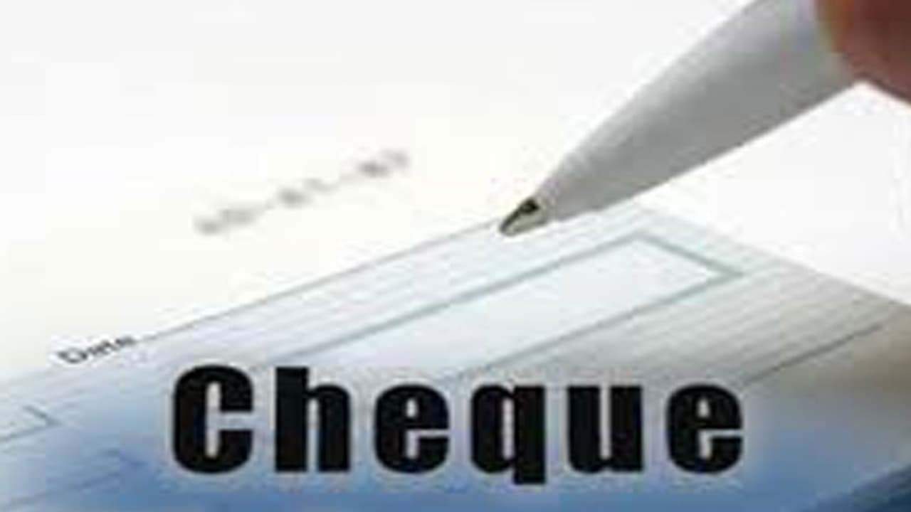 ಹುಷಾರ್.. ಇನ್ಮುಂದೆ ಚೆಕ್ ಬೌನ್ಸ್ ಆದರೆ ಸೀದಾ ಜೈಲಿಗೆ?: ಹಾಲಿ ಕಾಯ್ದೆ ತಿದ್ದುಪಡಿ ತರಲು ಮುಂದಾದ ಕೇಂದ್ರ ಹುಷಾರ್.. ಇನ್ಮುಂದೆ ಚೆಕ್ ಬೌನ್ಸ್ ಆದರೆ ಸೀದಾ ಜೈಲಿಗೆ?: ಹಾಲಿ ಕಾಯ್ದೆ ತಿದ್ದುಪಡಿ ತರಲು ಮುಂದಾದ ಕೇಂದ್ರ