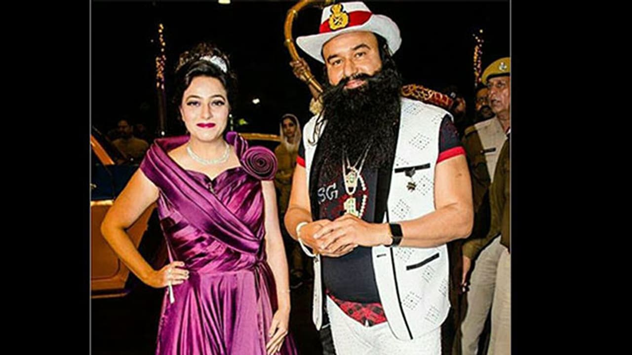 ഹണിപ്രീതിനെ കണ്ടെത്താന് ഊര്ജ്ജിത ശ്രമം ഹണിപ്രീതിനെ കണ്ടെത്താന് ഊര്ജ്ജിത ശ്രമം