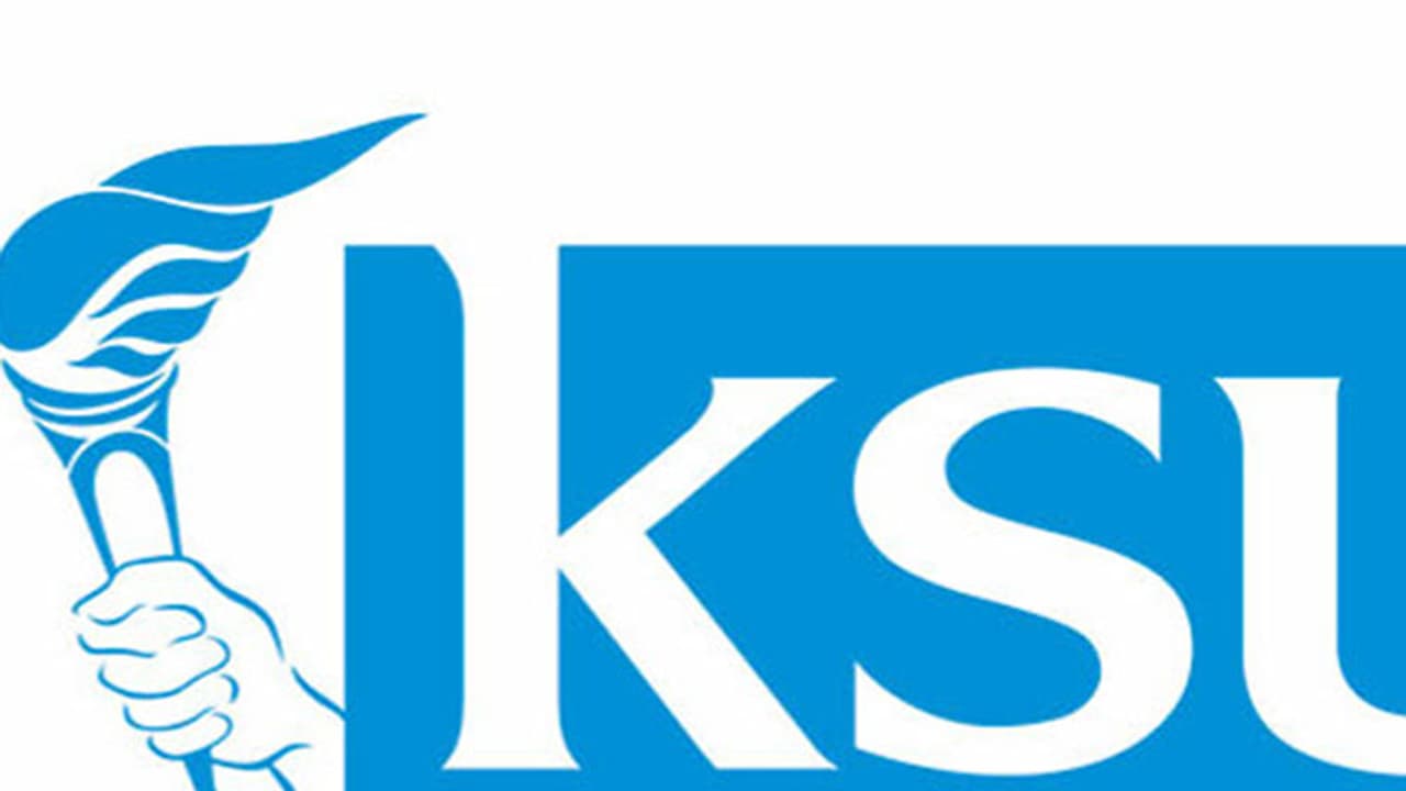 മക്കൾ രാഷ്ട്രീയം ഇനി വേണ്ട; അനില് ആന്റണിക്കെതിരെ ഒളിയമ്പ് എയ്ത് കെഎസ്യു മക്കൾ രാഷ്ട്രീയം ഇനി വേണ്ട; അനില് ആന്റണിക്കെതിരെ ഒളിയമ്പ് എയ്ത് കെഎസ്യു