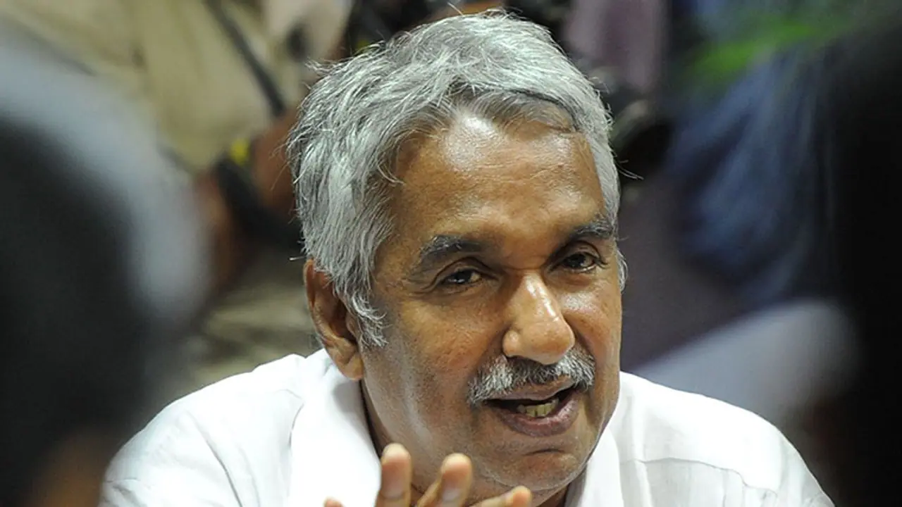 'ഒരു ലക്ഷത്തിന് ചെയ്യാവുന്നത് രണ്ട് കോടിക്ക് ചെയ്തിട്ട് ആഘോഷം'; സര്ക്കാരിനെതിരെ ഉമ്മന്ചാണ്ടി 'ഒരു ലക്ഷത്തിന് ചെയ്യാവുന്നത് രണ്ട് കോടിക്ക് ചെയ്തിട്ട് ആഘോഷം'; സര്ക്കാരിനെതിരെ ഉമ്മന്ചാണ്ടി