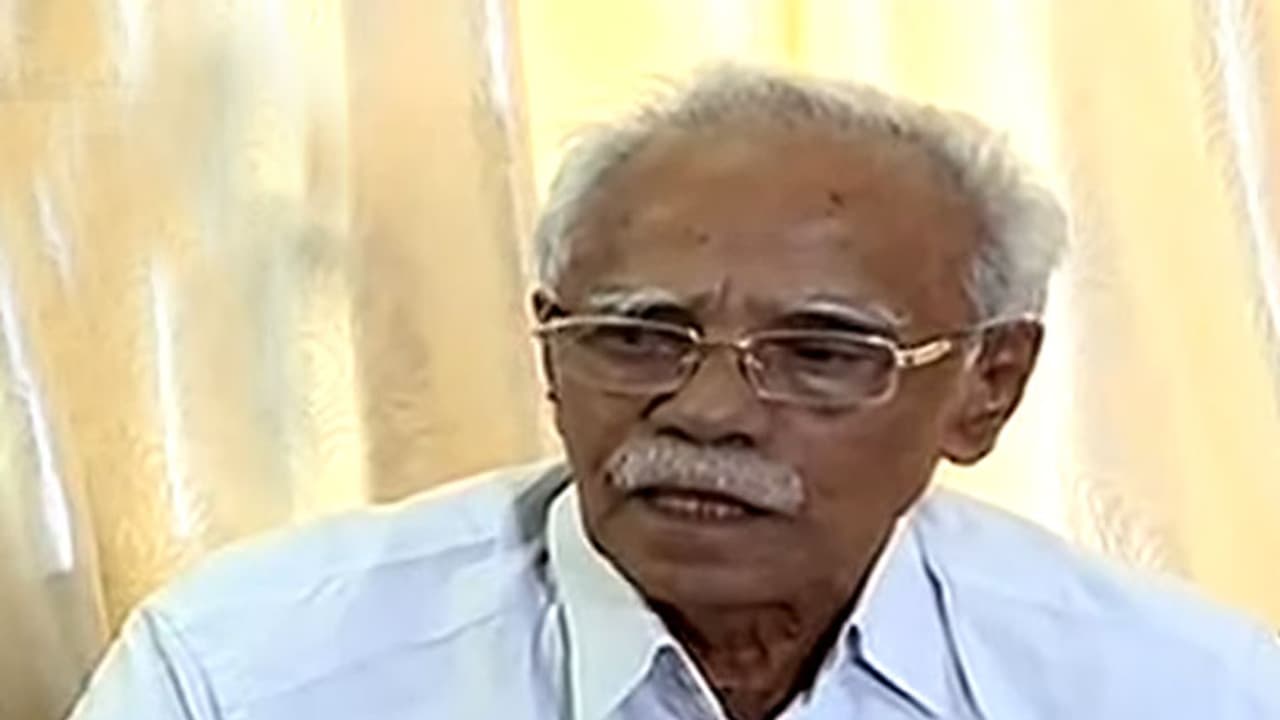 ടിപി പീതാംബരൻ എൻസിപി അധ്യക്ഷൻ; എകെ ശശീന്ദ്രൻ മന്ത്രിസ്ഥാനത്ത് തുടരും ടിപി പീതാംബരൻ എൻസിപി അധ്യക്ഷൻ; എകെ ശശീന്ദ്രൻ മന്ത്രിസ്ഥാനത്ത് തുടരും