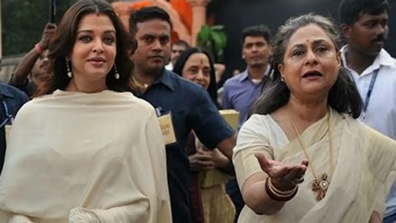 All is not well between Aishwarya Rai and mother in law Jaya Bachchan? All is not well between Aishwarya Rai and mother in law Jaya Bachchan?