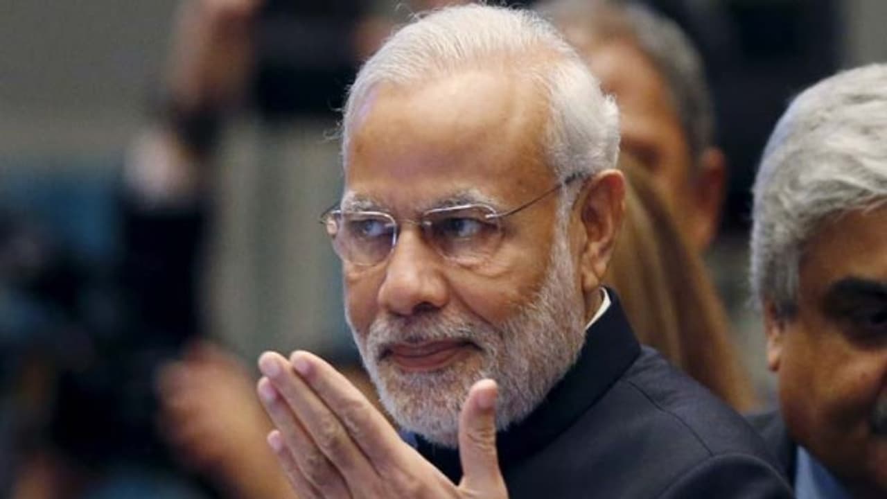 ஒரு பிரதமர் இப்படி தரைமட்டத்துக்கு இறங்கி பேசலாமா ? மோடிகிட்ட கொஞ்சம் சொல்லி வையுங்க பிரசிடெண்ட் சார் !! புலம்பியது யார் தெரியுமா ? ஒரு பிரதமர் இப்படி தரைமட்டத்துக்கு இறங்கி பேசலாமா ? மோடிகிட்ட கொஞ்சம் சொல்லி வையுங்க பிரசிடெண்ட் சார் !! புலம்பியது யார் தெரியுமா ?