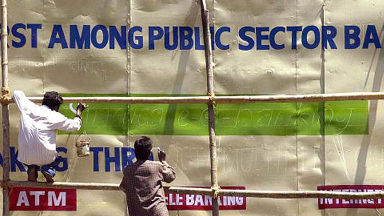 BBMP in a battle of legal wits against illegal advertisers BBMP in a battle of legal wits against illegal advertisers