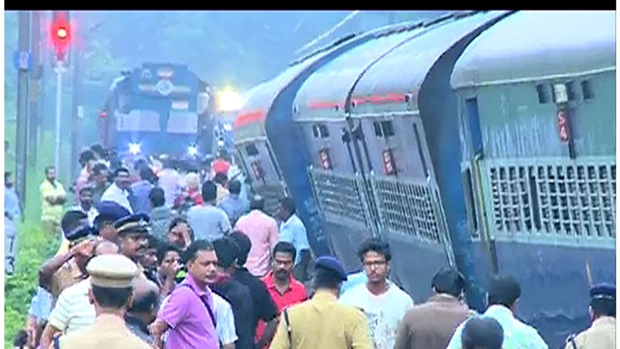 ‘Tracks seriously damaged at 202 locations in Kerala; Railway ignored warning’ ‘Tracks seriously damaged at 202 locations in Kerala; Railway ignored warning’