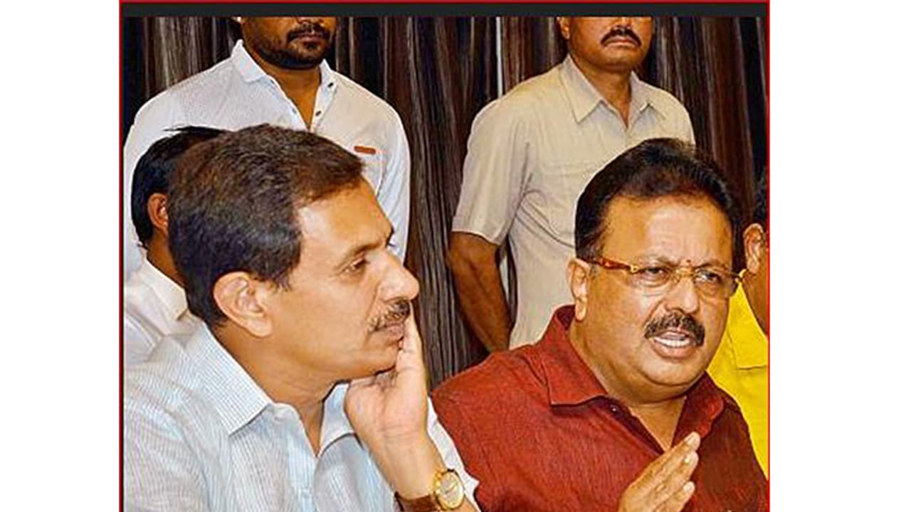 ಚೆಲುವರಾಯಸ್ವಾಮಿ ಜಾಗಕ್ಕೆ ಕಾಂಗ್ರೆಸ್'ನ ಇಬ್ಬರ ಸೇರ್ಪಡೆ ಚೆಲುವರಾಯಸ್ವಾಮಿ ಜಾಗಕ್ಕೆ ಕಾಂಗ್ರೆಸ್'ನ ಇಬ್ಬರ ಸೇರ್ಪಡೆ