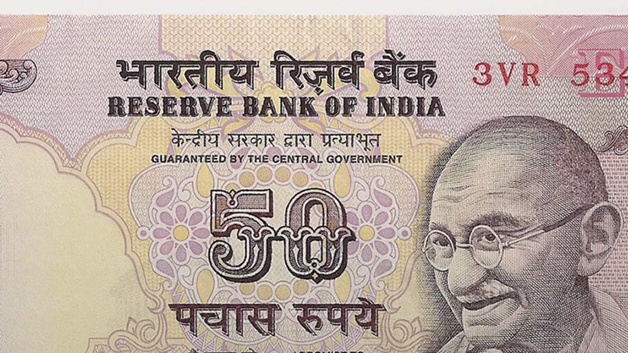 Now, fake currency mafia floods Kerala with ₹50, ₹20 notes Now, fake currency mafia floods Kerala with ₹50, ₹20 notes