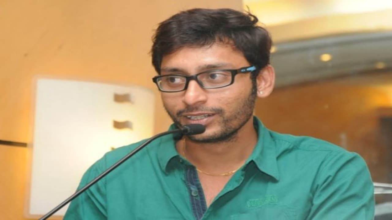 இந்திய விவசாயிகளாக பாருங்கள்... தொகுப்பாளருக்கு ஆர்.ஜே.பாலாஜி பதிலடி... இந்திய விவசாயிகளாக பாருங்கள்... தொகுப்பாளருக்கு ஆர்.ஜே.பாலாஜி பதிலடி...