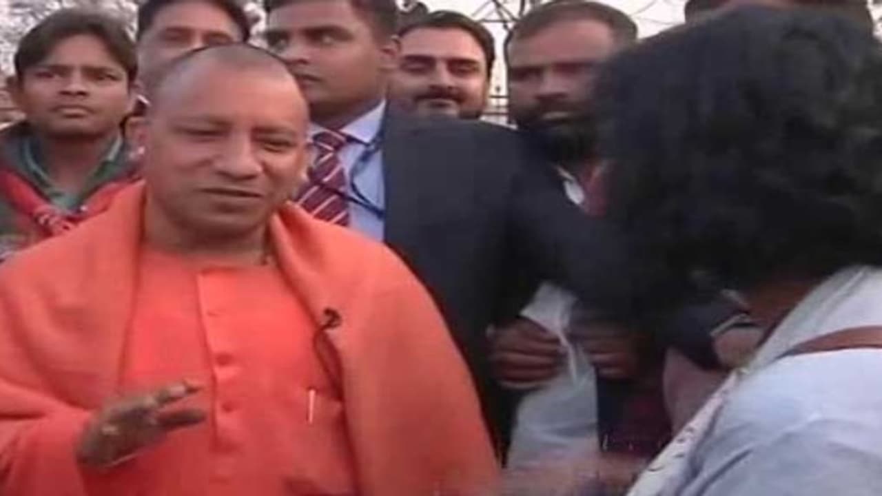 "உபியில் இன்னொரு காஷ்மீர்" பாஜக எம்பியின் சர்ச்சை பேச்சு "உபியில் இன்னொரு காஷ்மீர்" பாஜக எம்பியின் சர்ச்சை பேச்சு