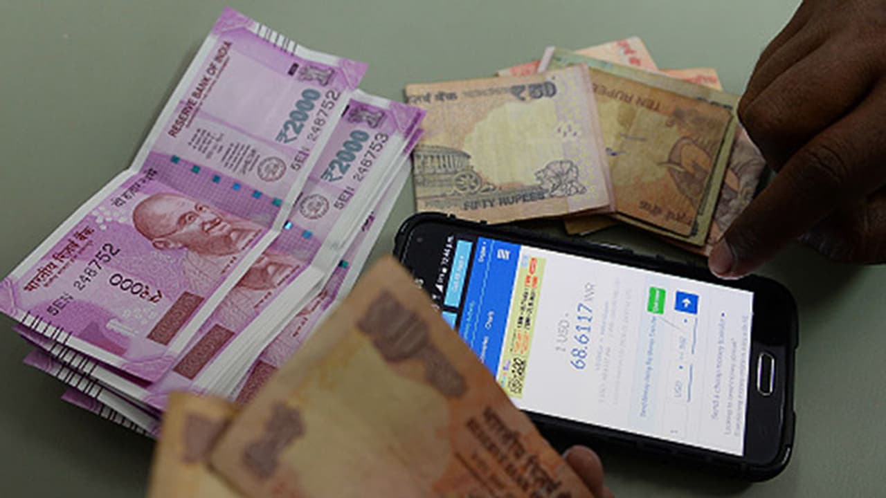 Rupee back to where Manmohan Singh left it Rupee back to where Manmohan Singh left it